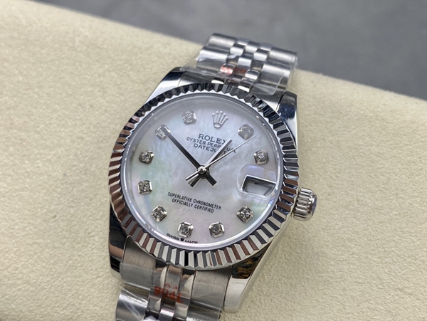 激安ロレックス背面デザイン